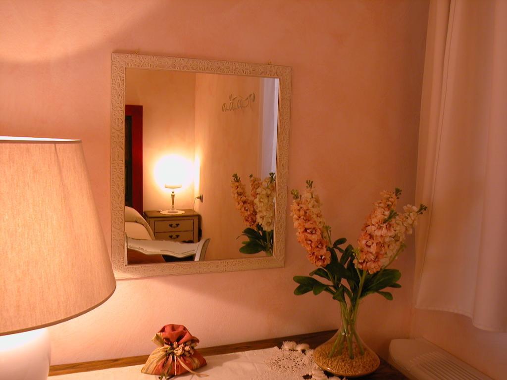 Agriturismo Istrice Innamorato カンペッロ・スル・クリトゥンノ 部屋 写真