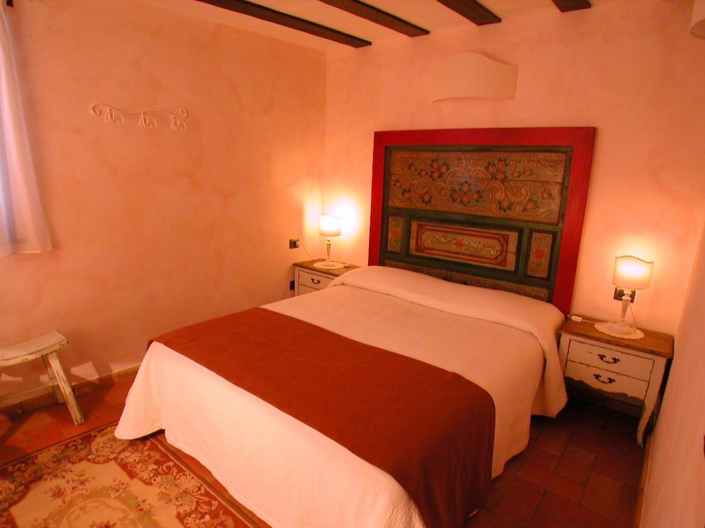 Agriturismo Istrice Innamorato カンペッロ・スル・クリトゥンノ 部屋 写真