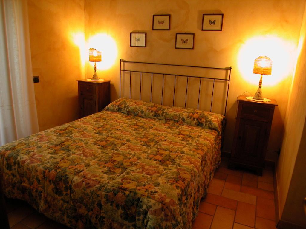 Agriturismo Istrice Innamorato カンペッロ・スル・クリトゥンノ 部屋 写真